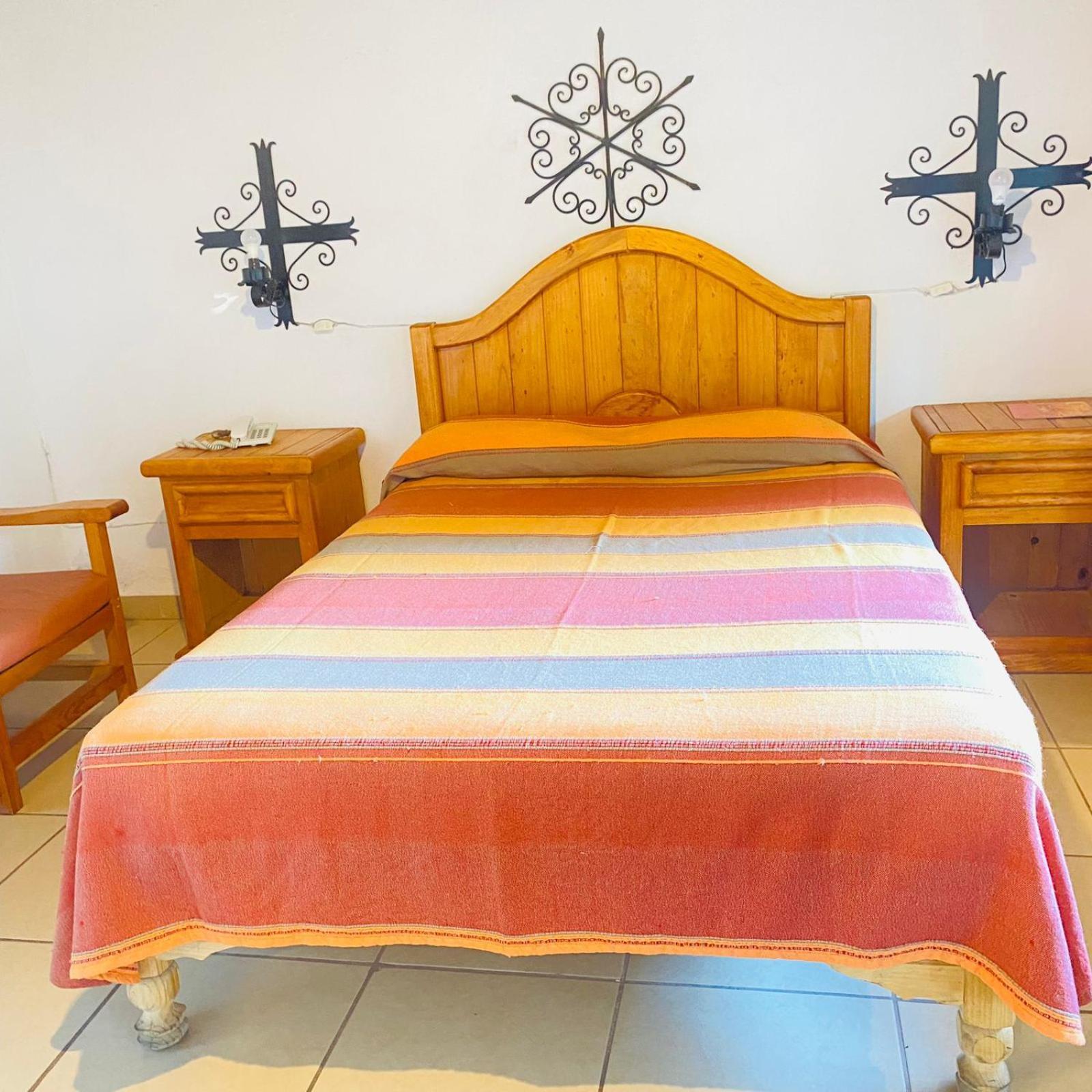Hotel Pie De La Sierra Uruapan  Екстериор снимка