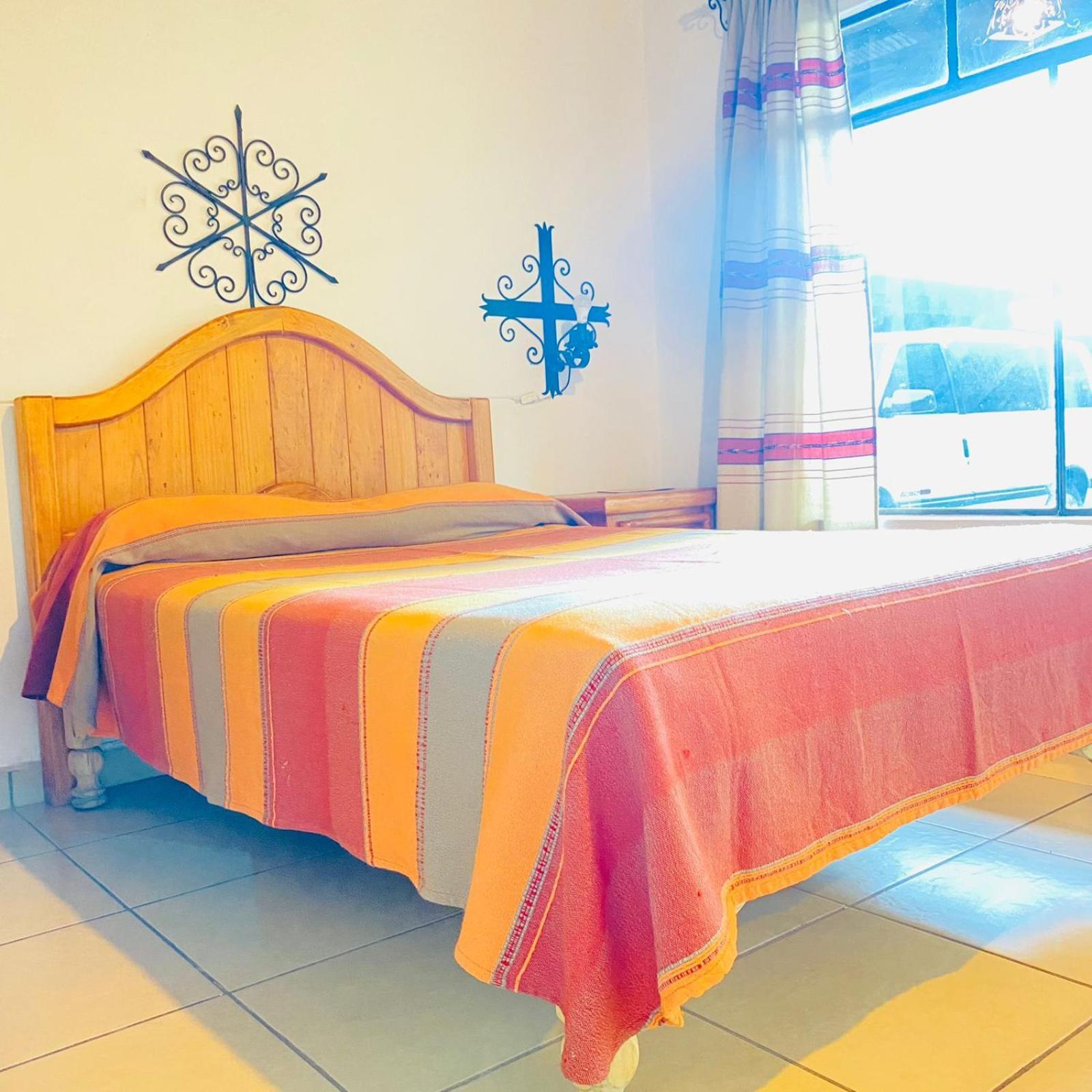 Hotel Pie De La Sierra Uruapan  Екстериор снимка