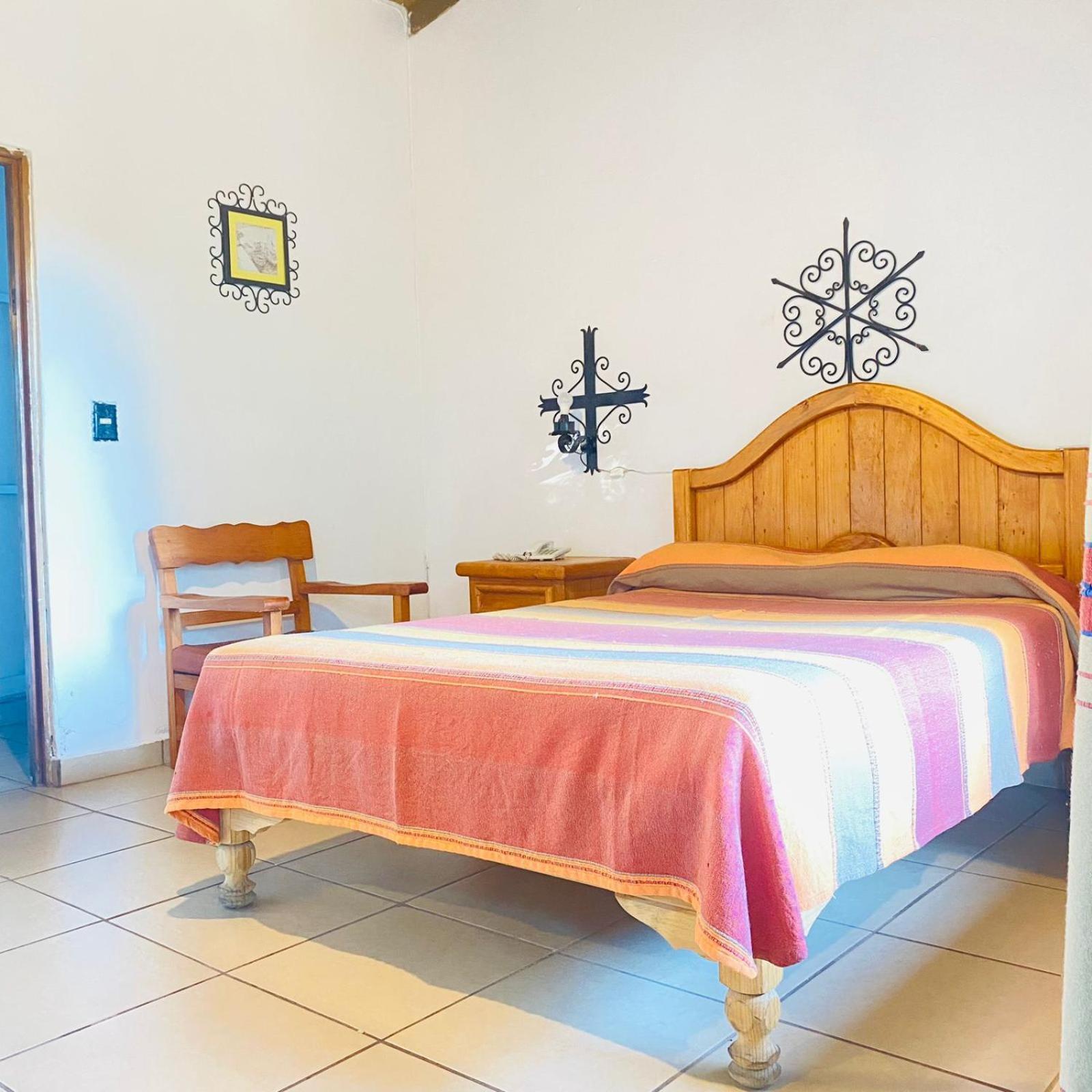 Hotel Pie De La Sierra Uruapan  Екстериор снимка