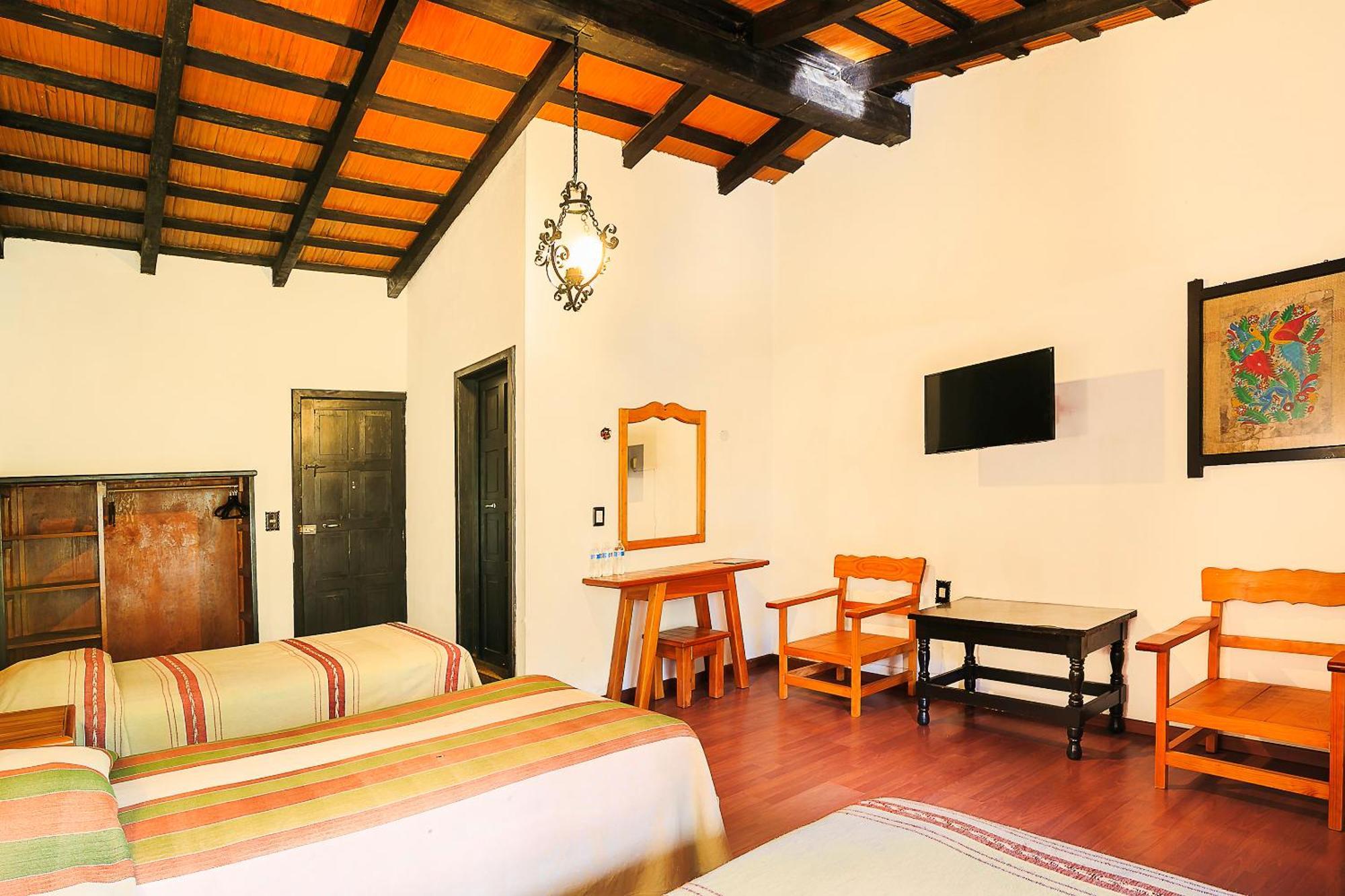 Hotel Pie De La Sierra Uruapan  Екстериор снимка