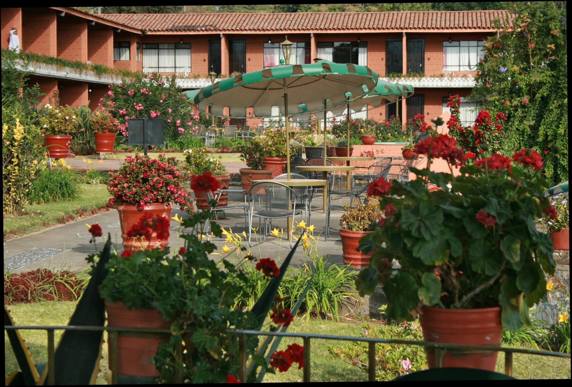 Hotel Pie De La Sierra Uruapan  Екстериор снимка