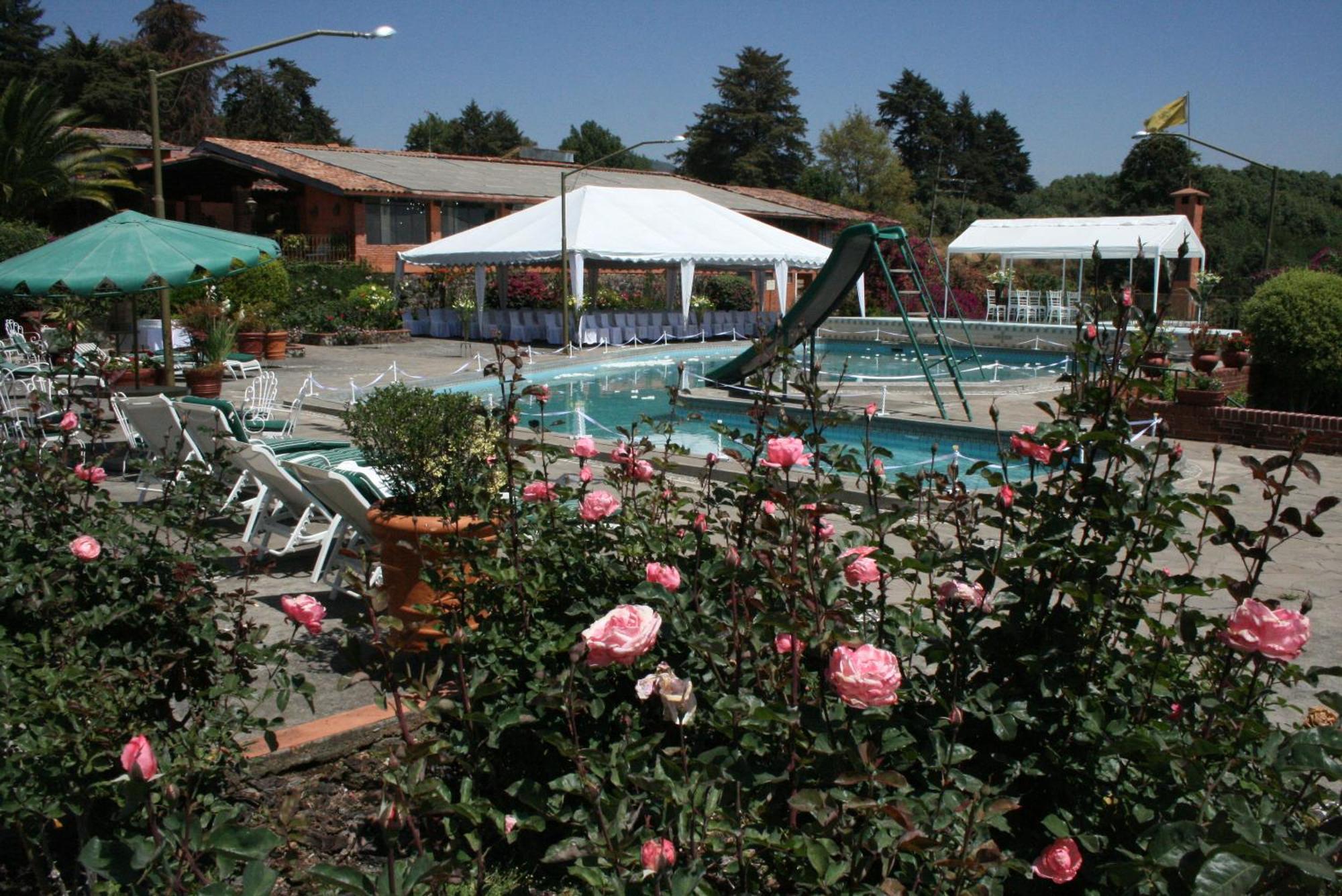 Hotel Pie De La Sierra Uruapan  Екстериор снимка