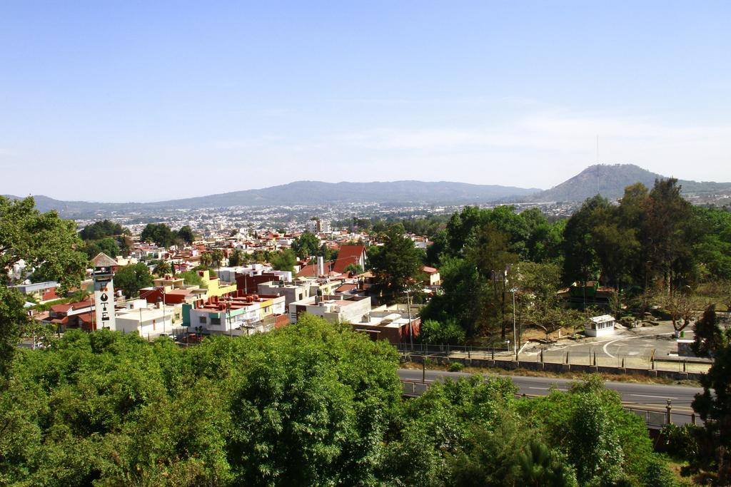 Hotel Pie De La Sierra Uruapan  Екстериор снимка